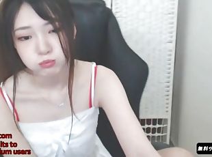 Korean horny camgirl fun at home