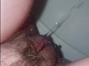 Desperate piss complication and squirting