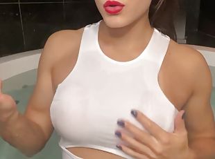Controlled handjob! Hot big ass in the bath asking for a lot of handjobs! Come and cum on my ass??