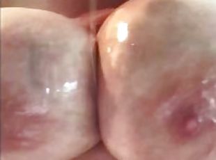 Pov oiled up lotion massive natural slippery tits