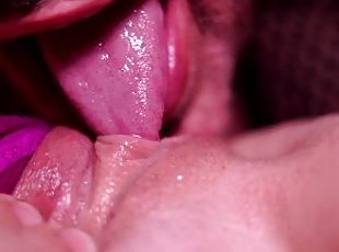 clitoris-bagian-atas-vagina-paling-sensitif, vagina-pussy, oral-melalui-mulut, erotis, pengisapan