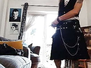 What does a man wear under his kilt? With Lukas Sativa