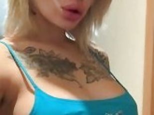 Sexy blonde with a big ass dancing on a camera..