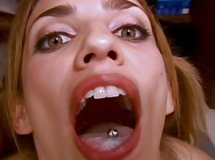 Gena gets a big load on her tongue
